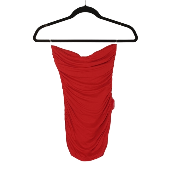 RUBICON Red Strapless Stretchy Asymmetrical Floral Bandeau Top Small NWT - Picture 5 of 9